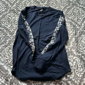 Men’s size xs Hollister long sleeve shirt